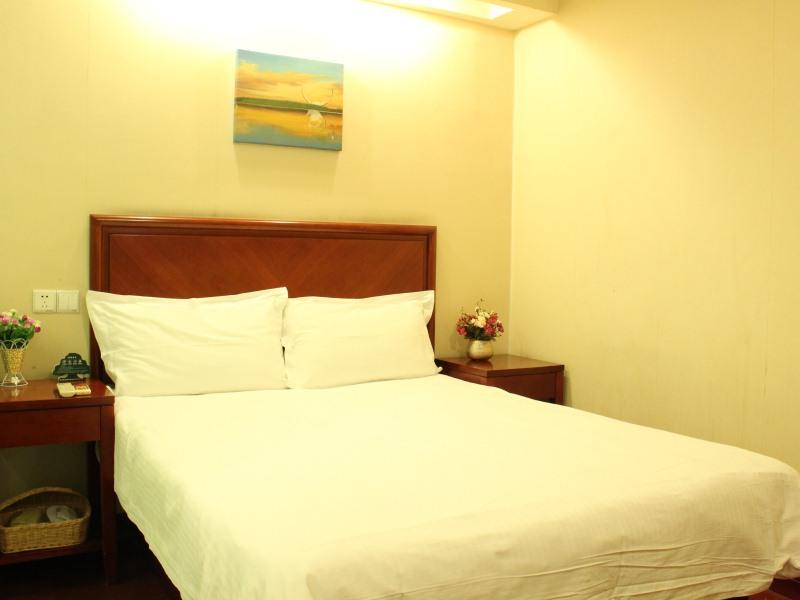 Greentree Changping District Nankou Town Train Station Shell 2* Beijing